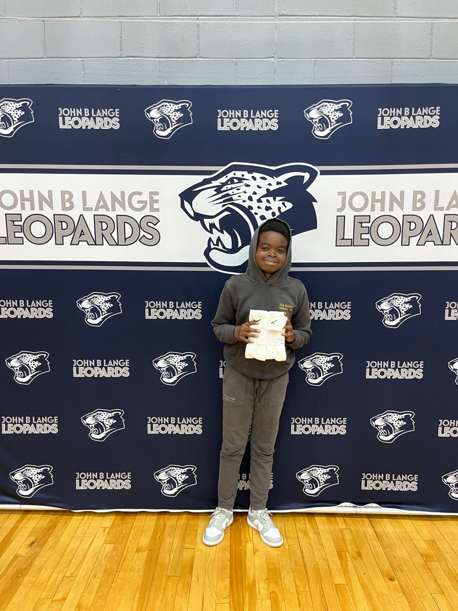 Lange Middle School tweet media