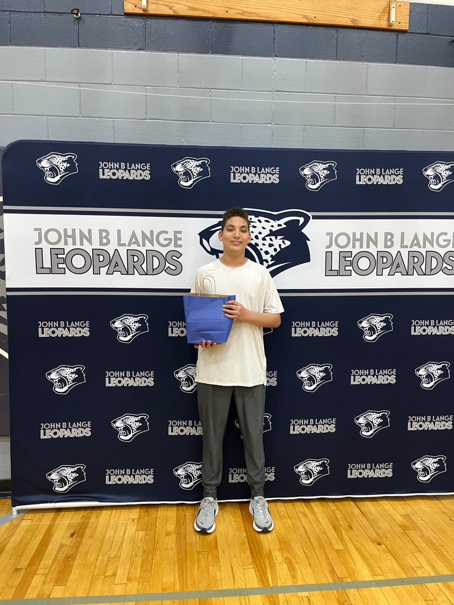 Lange Middle School tweet media