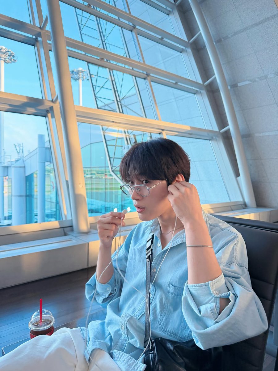 김재한 얼굴 tweet media