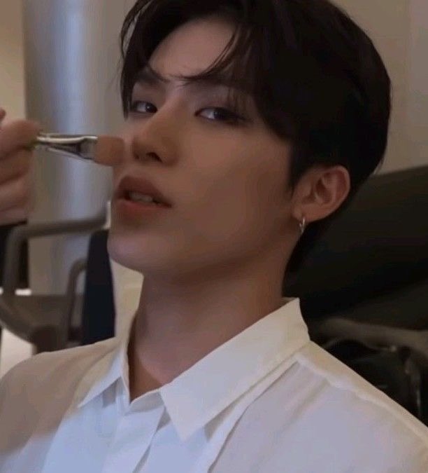 채 tweet media
