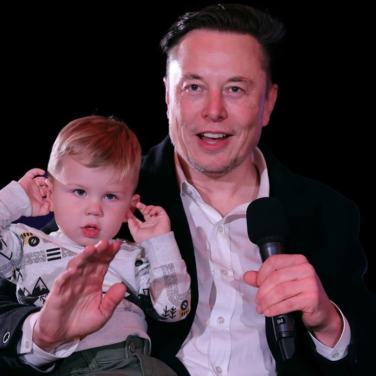 Elon Musk fan tweet media