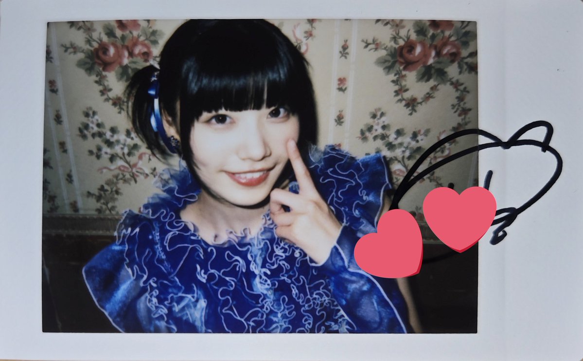 彩友ちゃんのサイン入りランチェキ当てた😁 前髪今より重ためなのも