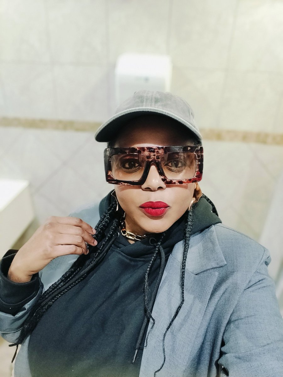❤️A Tall Girl😘💋 tweet media