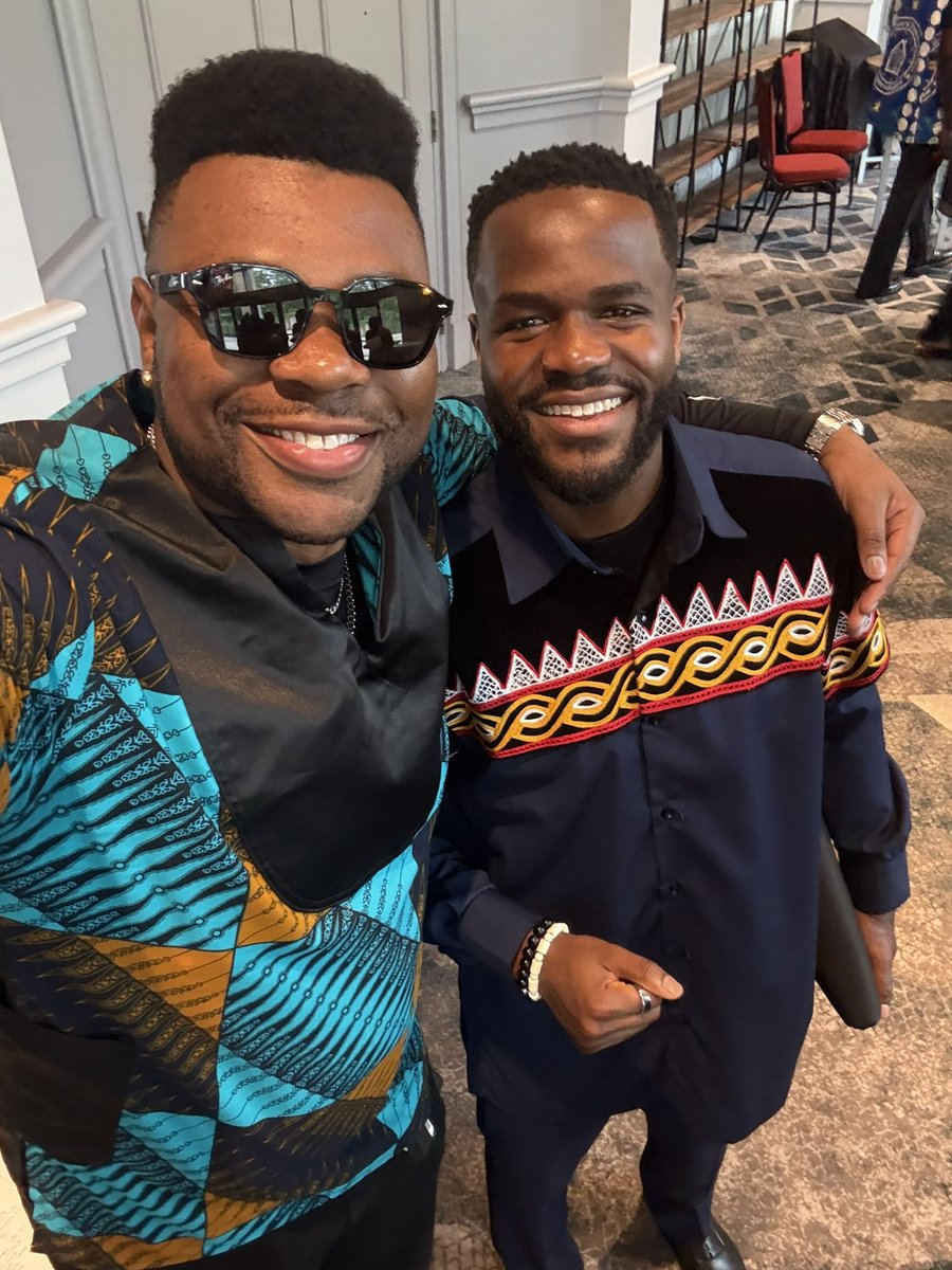 DinganaFokum's tweet photo. Not enough time but he understands the griz! ✅

🙌 #LOUDVISION 🎥 #LVRECORDZ 🏆🏆🏆🏆 https://t.co/5nule06Wng