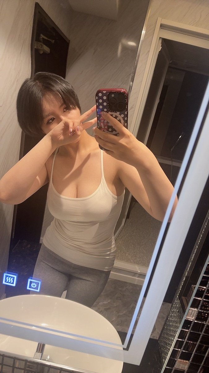 s0s0m_18's tweet photo. ねえ、実際ボーイッシュのパートナーってどう？ 
割と結構ガチで、 https://t.co/EUAhRmj4ba