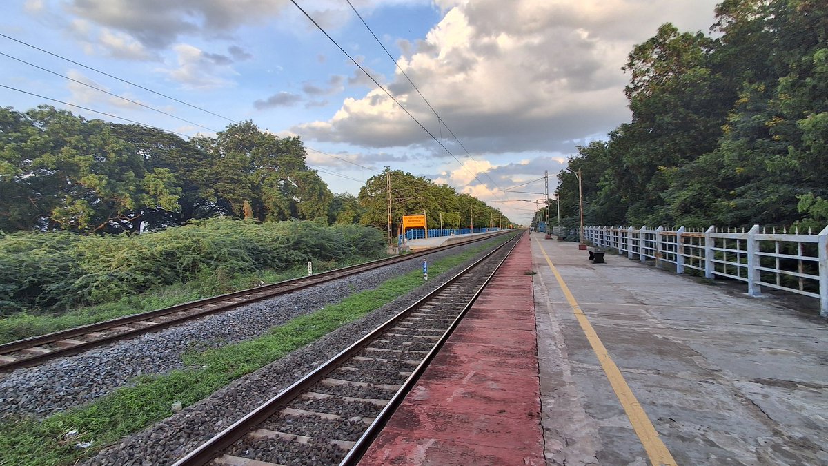 TPJCLDemands's tweet photo. High time the Viluppuram–Tiruchchirappalli Chord Line gets the attention it deserves

A major spine railway corridor having with just 2 shuttle services a day is concerning where it is just treated as a passing route instead of Addressing its own demands. Chordline is being hindered from serving Potential stations like Srirangam, Pichandarkovil, Lalgudi, Pullambadi, Dalmiapuram, Sendurai, Mathur, Pennadam, Ulundurpettai, Parikkal & Tiruvennainallur Road End up suffering from lack of Shuttle srervics.

Introduce Shuttle trains from:- 
 1. Tiruchi jn to Cuddalore port jn
2. Vriddachalam jn to Puducherry 
3. Vriddachalam jn to Tiruchi jn
4. Vriddachalam jn to Salem jn
5. Tiruchi jn to Villupuram jn
6. Tiruchi to Chinnasalem jn
7. An Express train From Tiruchi jn to Salem jn via Vriddachalam jn that would connect Ariyalur dt with Major part of Salem District.
 
@DRMTPJ @GMSRailway @SalemDRM
Demand is clear. Chordline Requires better utilisation of the line by providing more dedicated trains.
