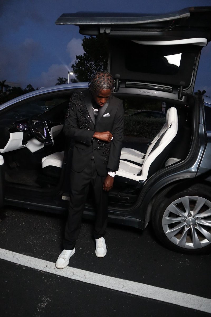 jdskii 🏄🏾‍♂️ tweet media