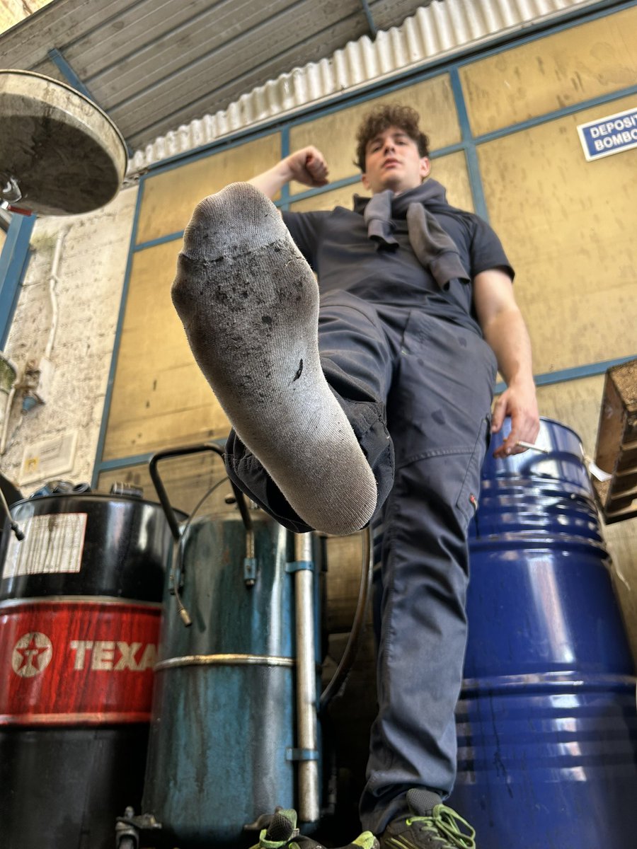 BestSockMasters's tweet photo. MasterOfTheDay (23rd of May)
Yesterday favourite #Footmasters are:
1st- @OhanLandon -77❤️🎉
2nd- @Masterbob191897 - 47❤️
3rd- @XLShawny - 34❤️
4th- @MasterDegen7 - 31❤️
just some fun.This is based off ❤️ on tweets. Please note, ❤️ may change
4 out of 6 https://t.co/T4iqF6YhYu