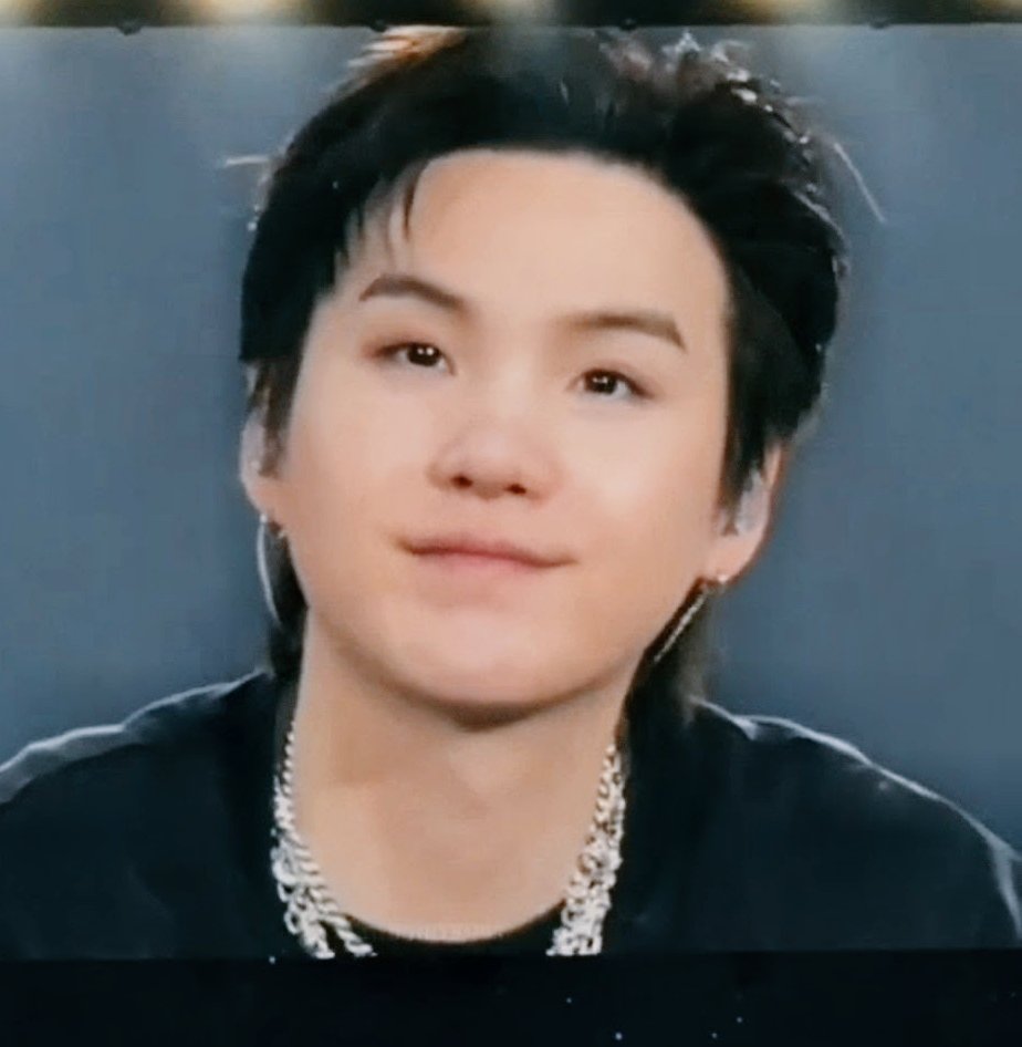 민 tweet media