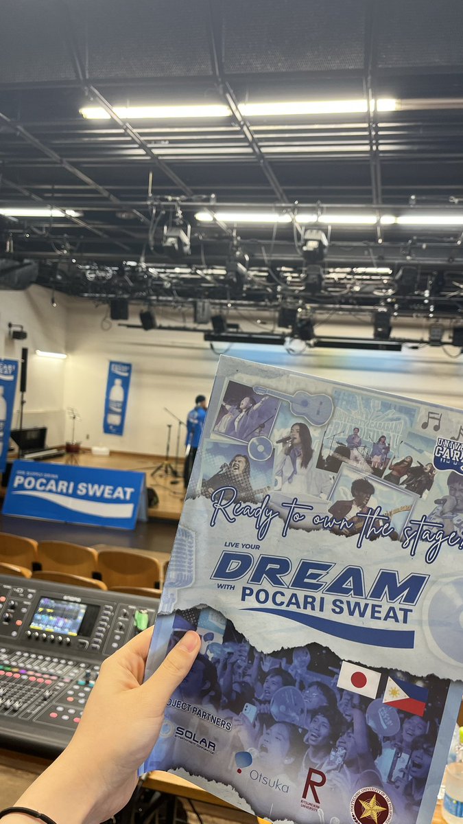rits_kon's tweet photo. 昨日5/23にポカリスエットフィリピンさんの企画でフィリピンの大学生との交流ライブを開催しました🇵🇭🌿
楽しいライブとなりました☀️
ありがとうございました✨✨ https://t.co/c9DfjjfGJh