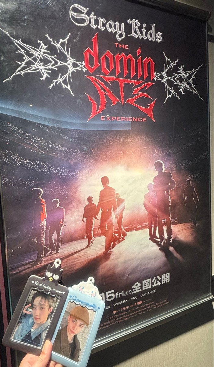 802zombies's tweet photo. 昨日、気になってたstraykidsの映画見に行ってきた♪
LAのスタジアムで、公演するスキズ強いわー！
メンバー全員顔面国宝級で目の保養でした😊✨
スンミンくん、アンコール？でドジャースのユニフォーム着てて、野球少年じゃん可愛いなー😁と、ニコニコしちゃった笑
素敵なSKZをありがとう♪ https://t.co/1S5OXHNuH8