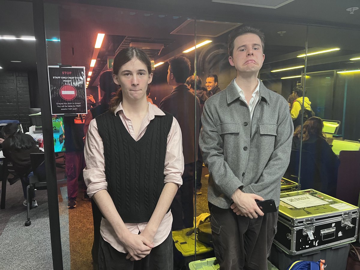 vic_smash's tweet photo. RMIT Games Day #30 top 8:
1st: @Beefoboi (left)
2nd: @HarryBrogger (right)
3rd: @wifike2 
4th: @phosphor1111 
5th: @yellow_kazoo 
5th: @extragnw 
7th: @HVRAMBO1 
7th: @Aloly____ https://t.co/dzDMjuSTGb