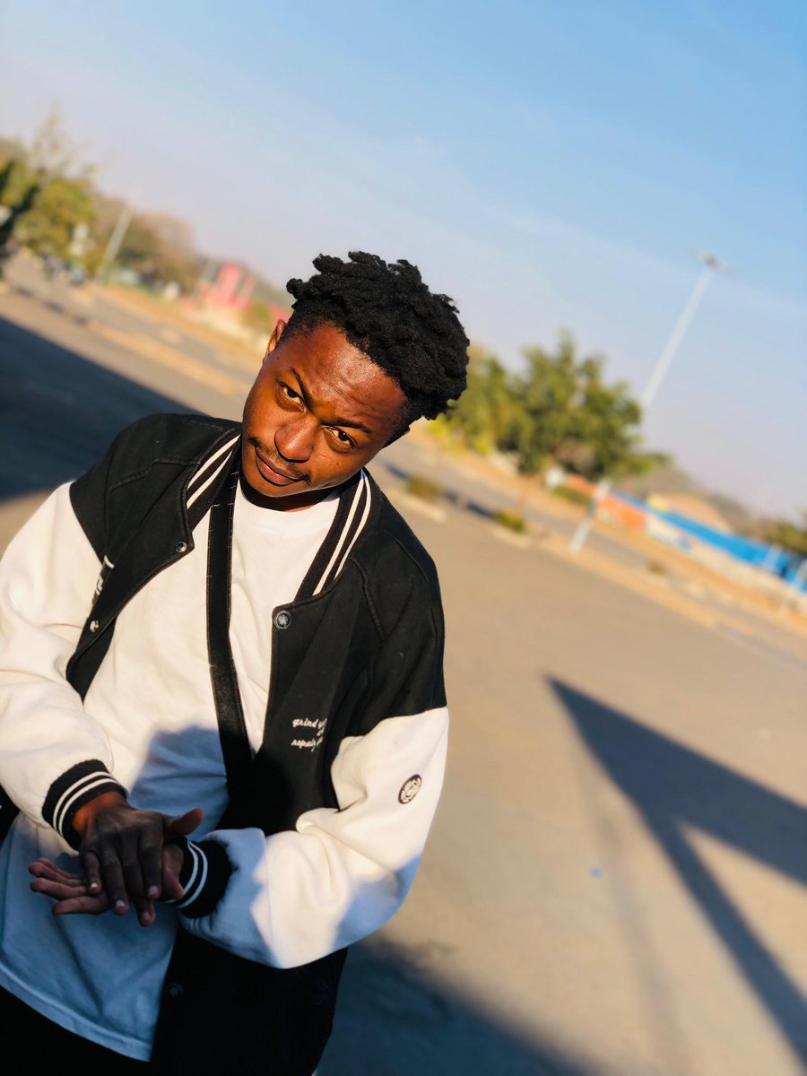 Sausegize🇲🇼 tweet media