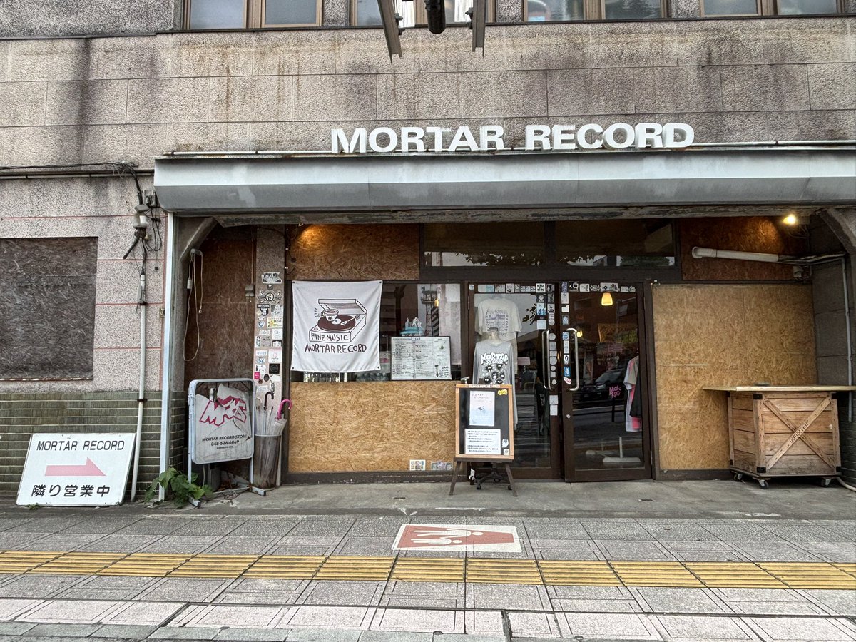 super_manbo's tweet photo. 私は、伊藤サチコさんの曲が好き。LIVEで音楽を聴くのが好き。ピアノ弾き語りが好き。自分の気持ちの再確認ができた。この時間がどうか終わらないで欲しいなと思ってた。家から遠くて力尽きそうだったけど、本当に行ってよかった。https://t.co/yIi2BgQH4I
#伊藤サチコ #榎本聖貴　#モルタルレコード https://t.co/cNBIKPg0LX
