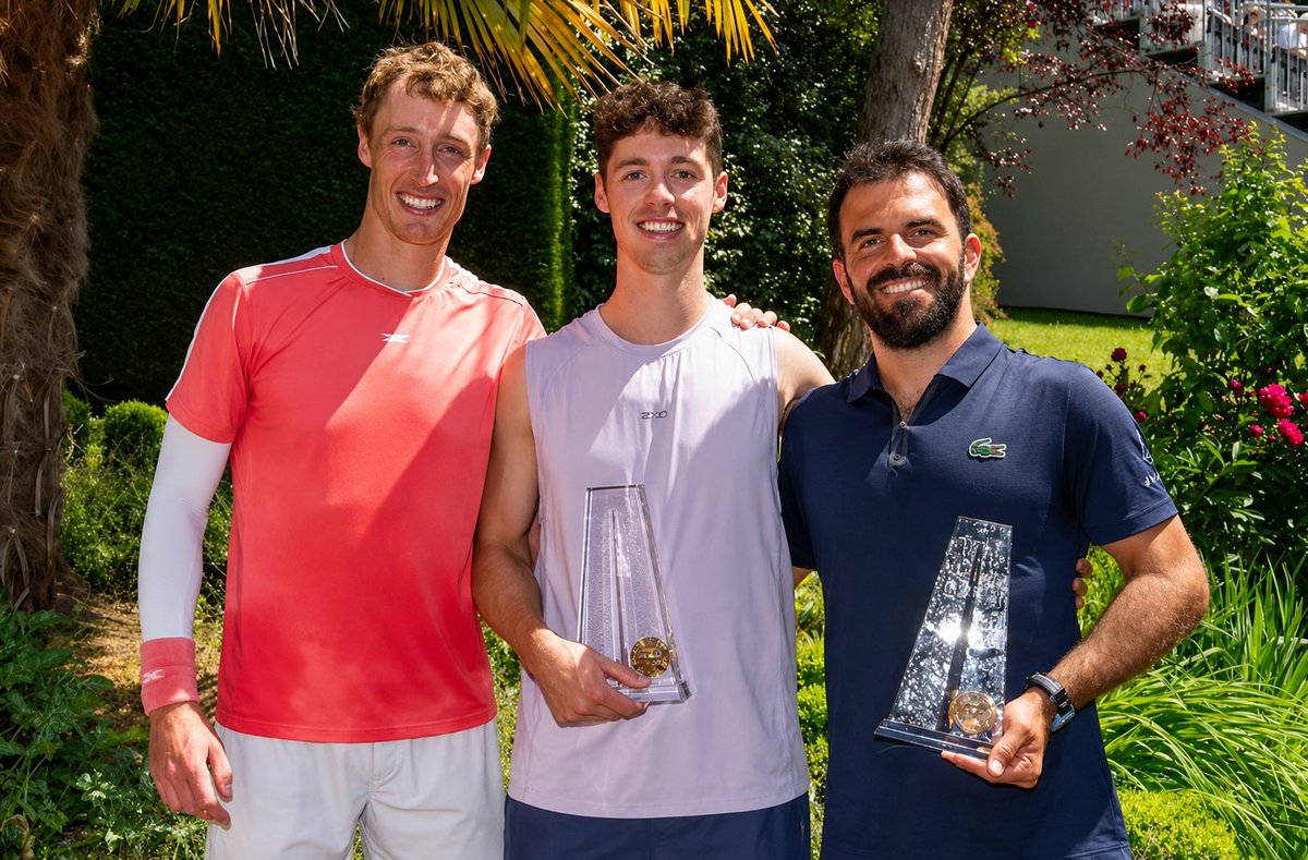 Not_Esportivas's tweet photo. ATP
Parabéns aos duplistas campeões, o monegasco Romain Arneodo🇲🇨 e o australiano Marc Polmans🇦🇺 que conquistaram o @atptour 250 de @genevaopen na Suiça, conquistando o primeiro título no ano e na carreira juntos 
#ATP #ATP250 #atpgva #GonetGenevaOpen #RomainArneodo #MarcPolmans https://t.co/1cPqhIOGUp