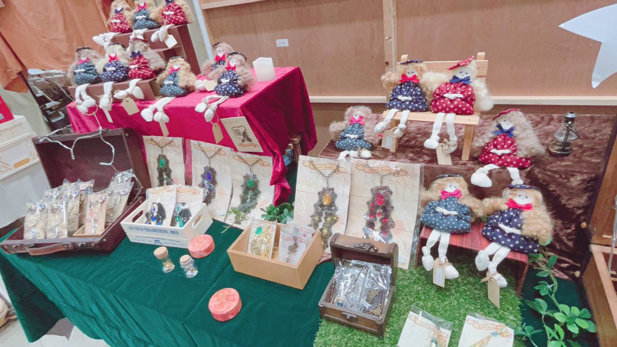 tinariddle's tweet photo. 本日デザフェス2日目！ https://t.co/btHEogDuco