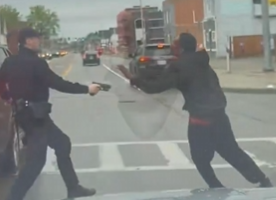 SalOwns's tweet photo. @phoxjohnson @U4bxtch @LRHN_Cash he is neither running or away or neither running away. hes reaching for his hand/gun https://t.co/KJTo17Dn7v