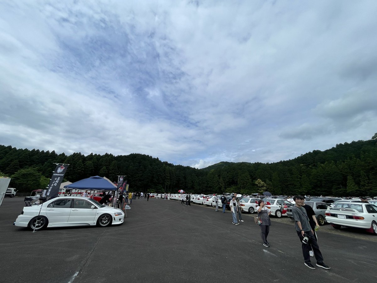 Te_ruMi2's tweet photo. エボミ https://t.co/YMd9lDDO7o