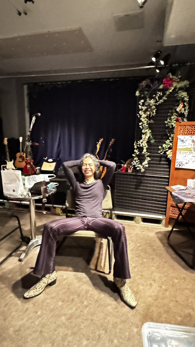 szknmk's tweet photo. 「終点は仙台、石巻」とshakeが書いてたので、ツアーファイルのLa Stradaに行ってきた。去年発売のAL #ヴィーナスの夜 バンド編成でしか体験してなく、それが最高に最高だったので思い切って。私の中のソロへのハードルを吹っ飛ばす素晴らしい夜でした。新しい幸せ見つけちゃった😍ラストはウェラム! https://t.co/fySk0n885r
