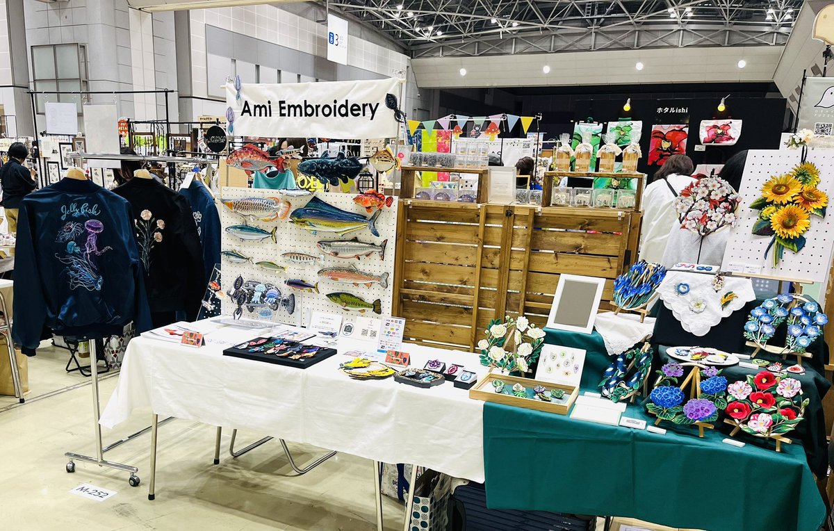 ami｜デザフェス63両日【M252-253】 (@ami_embroidery) / Posts / X