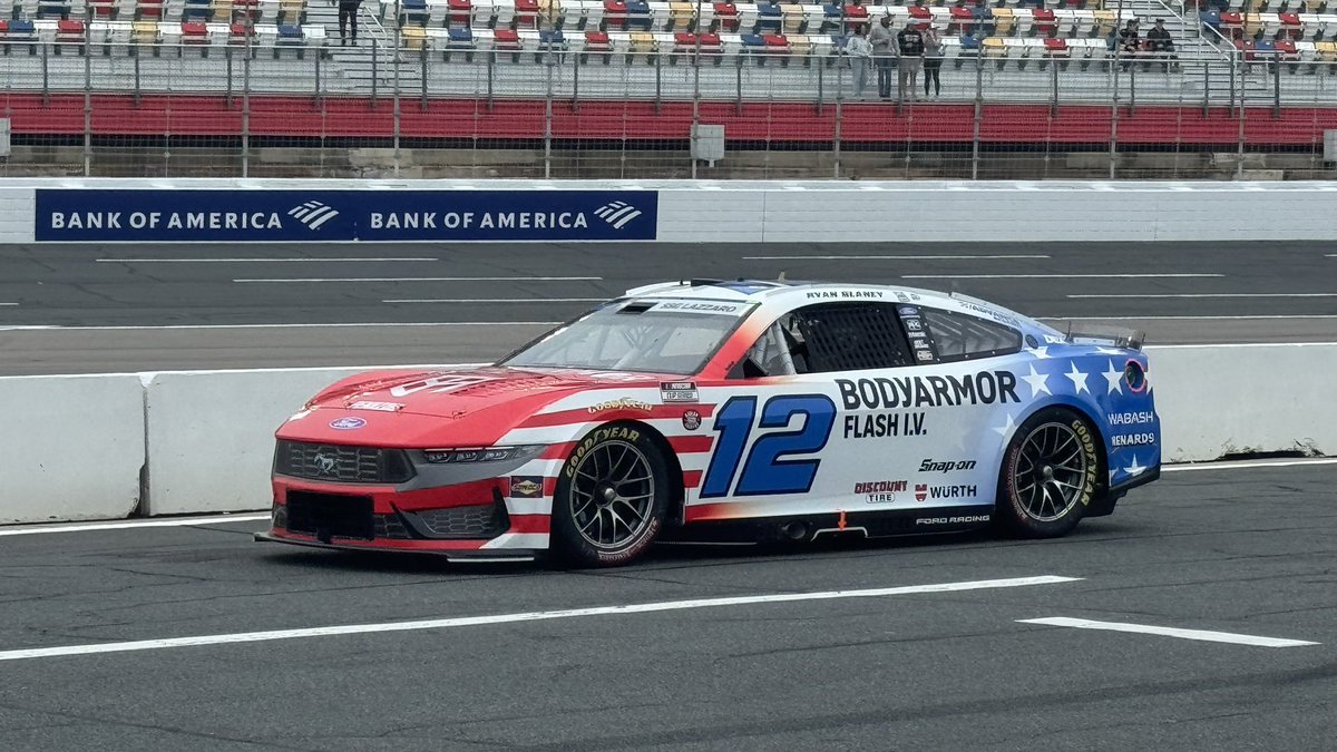 HighSpeedHiggy's tweet photo. 🧵🇺🇸As we work through this fog and mist, let’s admire some awesome patriotic paint schemes for this weekend’s #CocaCola600 #NASCAR #somethingpositive 🇺🇸 @CLTMotorSpdwy @nascar https://t.co/2iFBBfnB7q