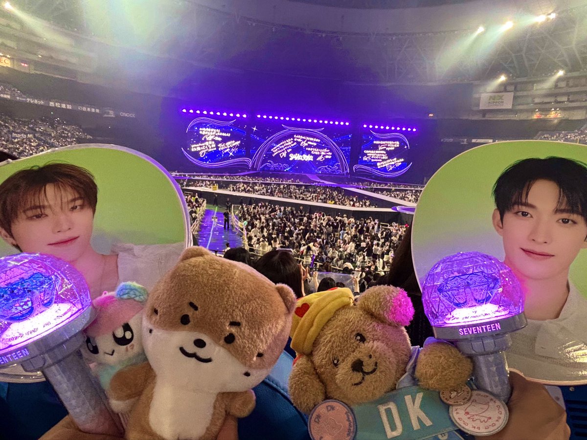 erichi218's tweet photo. YAKUSOKU大阪day1💎
斗山🐻ユニで参戦⚾️
ドギョムなんか顔めちゃかっこよかった🥺(語彙力..)
前からドギョムディノちゃんミンギュがいいなーて言うててその通りなって大歓喜🙌🏻
最高 ⸝⸝ ᷇࿀ ᷆⸝⸝  寂しい気持ち押し寄せたけど..幸せ🫰🏻🍀 https://t.co/4oFVtdsWcF