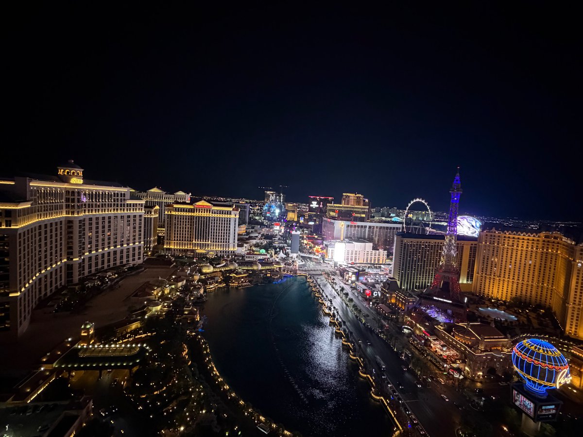 Lasvegasblogger tweet media