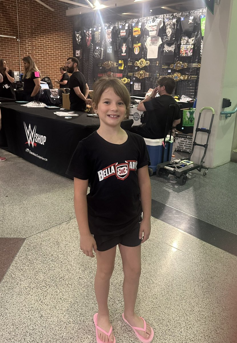 jesscjohnson19's tweet photo. Still on a high from RAW!! My girl was so excited to see Brie!!! She’s been a fan for so long and she was ready to cry! She absolutely missed Nikki though(me too!)…but it made this 10yr olds night!! She hopes @NikkiAndBrie know just how much we both love them!💕 @NikkiAndBrie https://t.co/u5vWpbpU6r