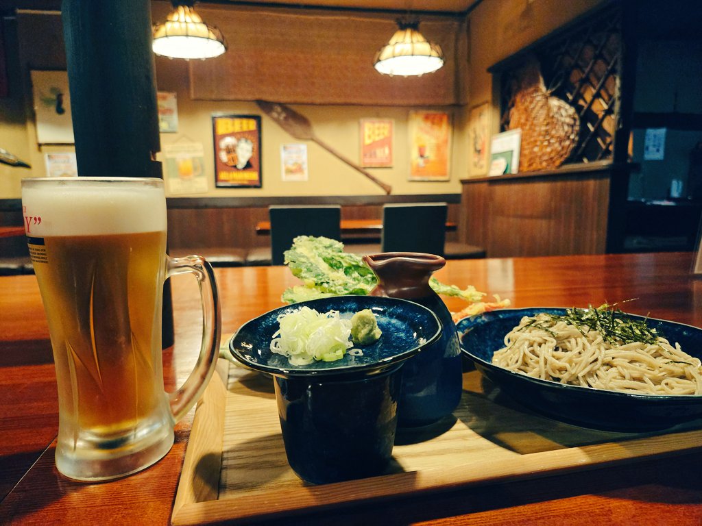 rGfh8pskyWHCKAo's tweet photo. 🍜元気ですかーー🤣🍜
　🍜元気ですよー🤣👍️🍜
🍜蕎麦にハマってる🤣🍜
　🍜今日ｺﾉｺﾞﾛ(^.^)✌🍜
🍜トンガ村さんの～🍜
　🍜天ぷら蕎麦🍴😁👍️🍜
🍜頂きました～☺🍜
　🍜美味しいお蕎麦👍️
🍜ありがとうございました🍜
　🍜また行きまーす(^.^)🍜
🍜今日も良い1日を～🍜☺✌ https://t.co/tgKuKCy51F