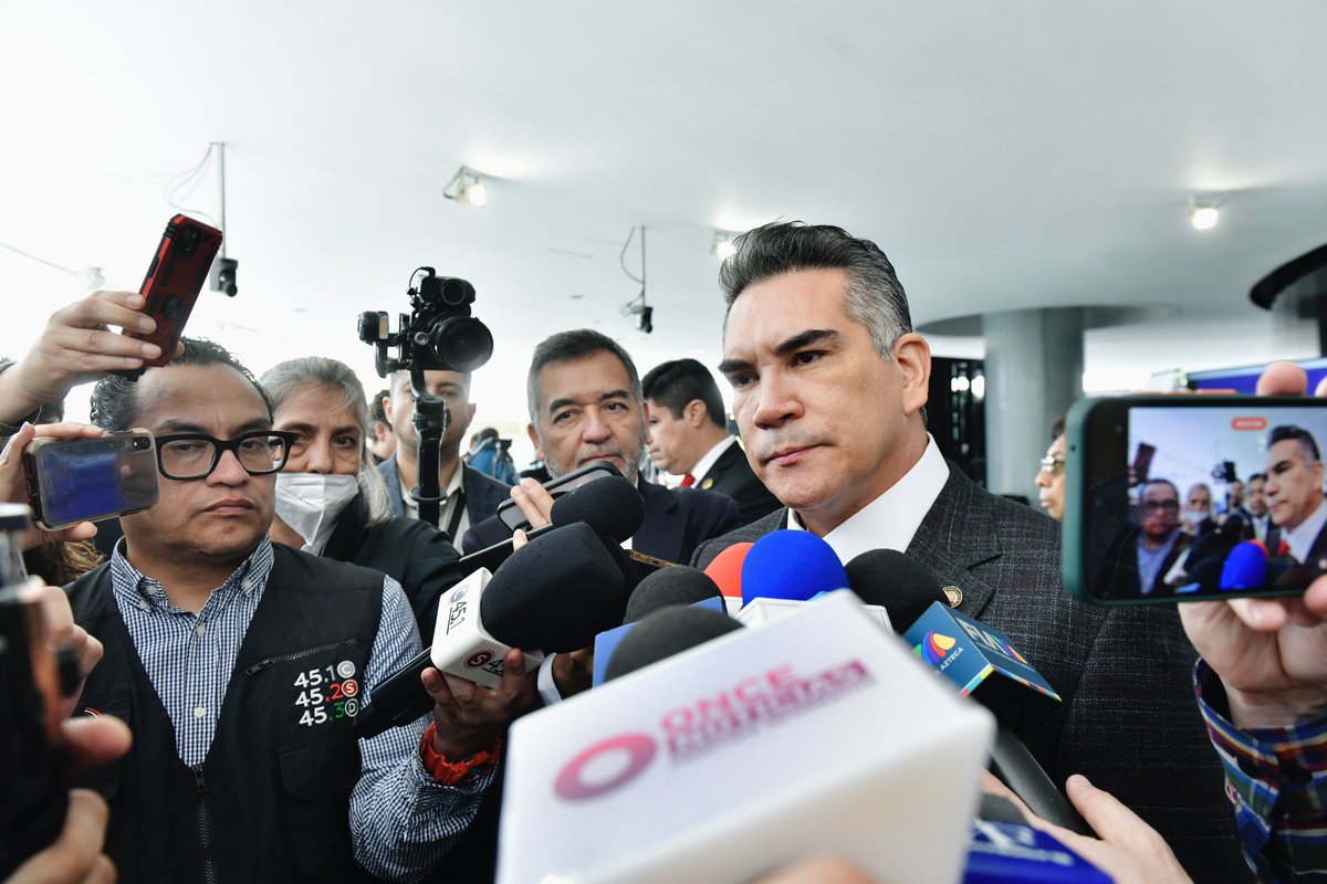 Alejandro Moreno tweet media