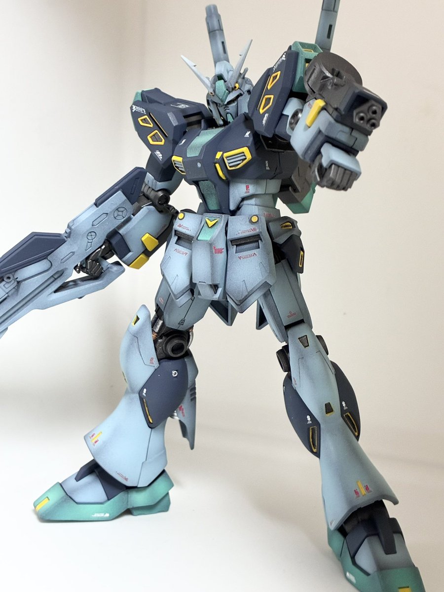 goinggoingsu's tweet photo. HG量産型νガンダム、完成しました

リアルロボット魂版や、スパロボで見たような青みがかったグレーでグラデーション塗装

アリュゼウスの中に入るのでデカールは少なめにするつもりだったけど、結果的に結構貼ってしまった😅

#プラモデルライフ
#閃光のハサウェイ
#ガンプラ https://t.co/mv6id2gyRc