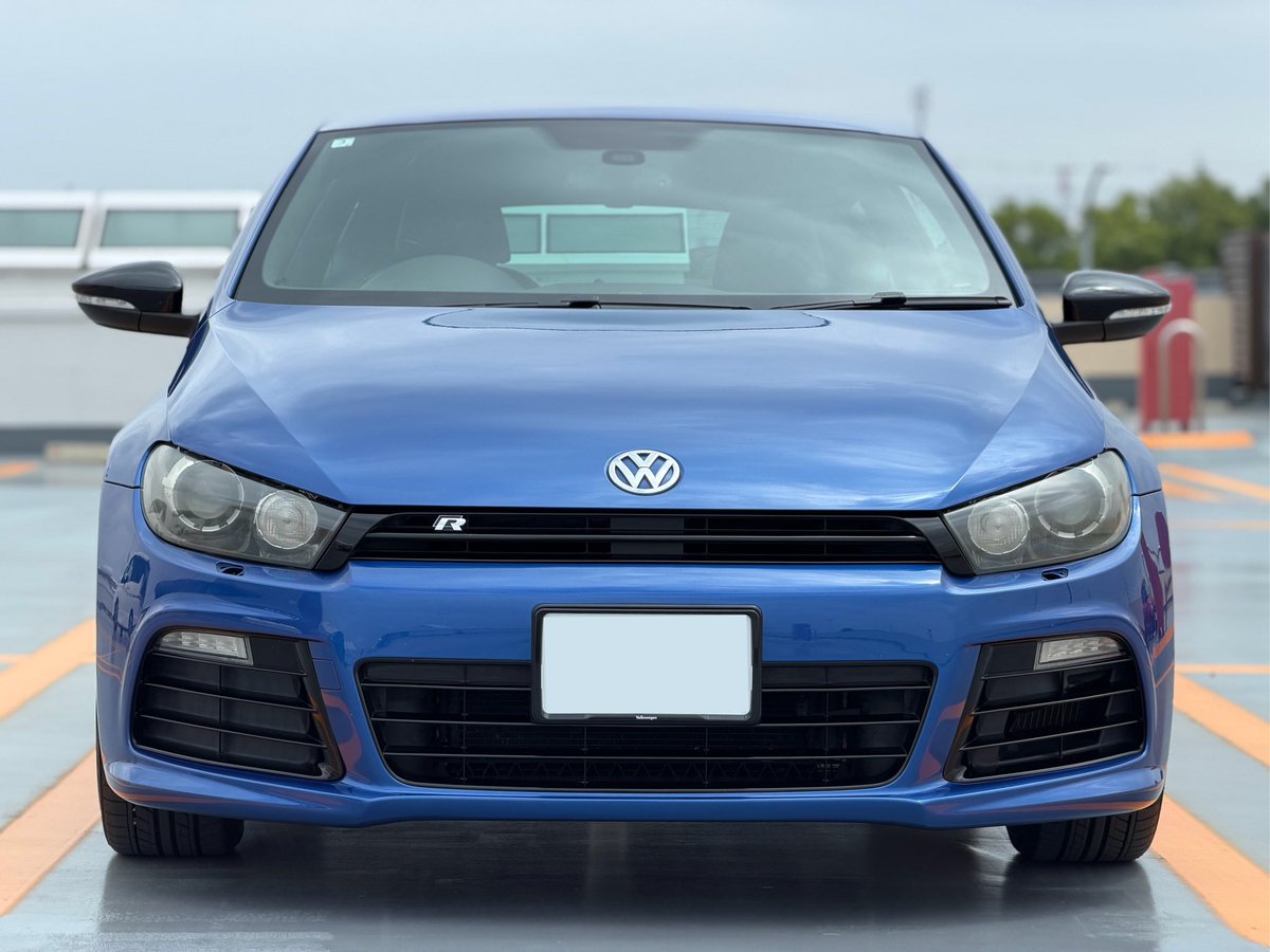machigai_dual's tweet photo. ワイの新しい愛車、シロッコRを紹介するぜ！
ハッチバックタイプで実用性も高いかと思いきや、乗り降りしんどいし、足回りゴツゴツだし、完全にスポーツクーペだった騙された（良い🤤） https://t.co/Cj32SVWHiw