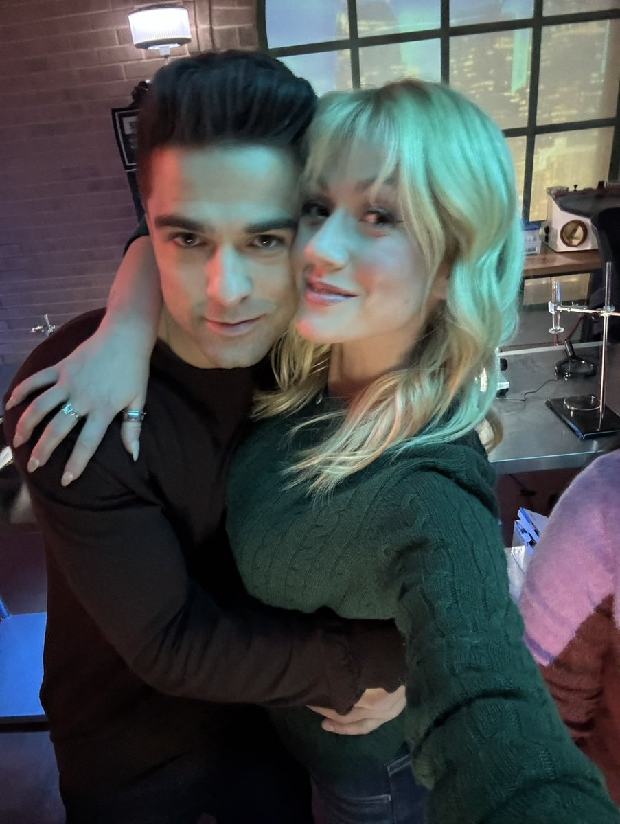 Katherine McNamara tweet media