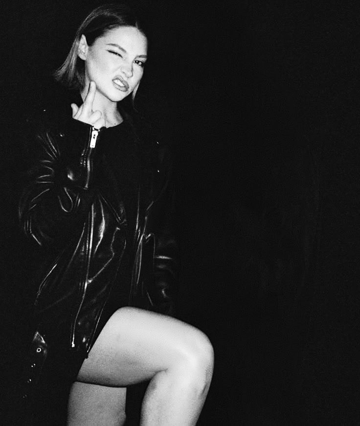 l1ddellucy's tweet photo. la-la-la-la, Lucifer, hotter than hell 🤪 https://t.co/0VAoCjpJ0I
