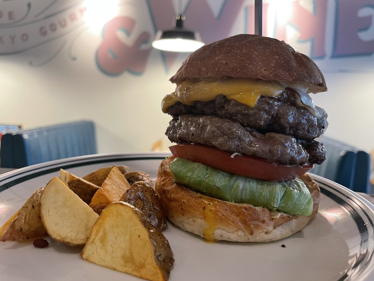 CHILLAX BURGERS &WINE チラックス 池袋グルメバーガー ハンバーガー tweet media