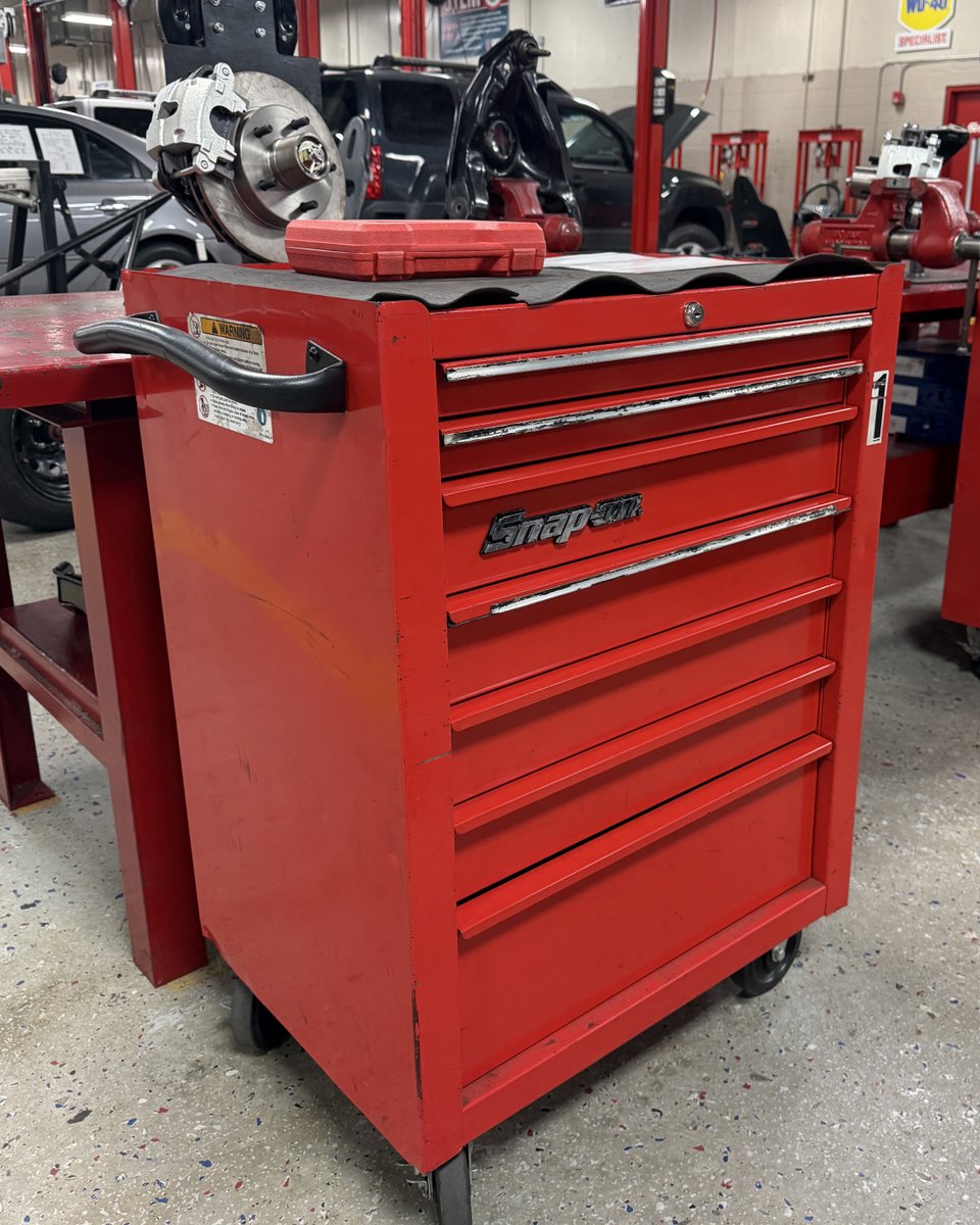 UTITweet's tweet photo. What's a tool you absolutely can't live without? 🔨🔧 https://t.co/7d3xPgwkYl