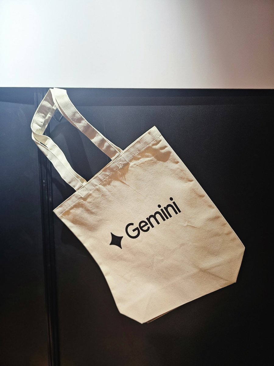 tom820803's tweet photo. BitSummitもいよいよ最終日となりました。今日も終日ブースにおります。Geminiのトートバッグお配りしておりますのでよろしければお立ち寄りください😁 https://t.co/h6FpIBD8S9