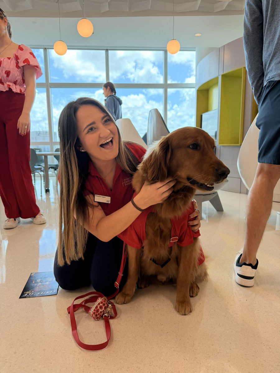 TheChristyLopez's tweet photo. Late post from a heartwarming afternoon at @JDCHospital with the @FlaPanthers this week!

We distributed the latest edition of the Center Ice comic book with the creator himself, Weston, a 5x brain cancer survivor &amp; hockey star. 

Love the power of partnership ❤️ 
@AmericanCancer https://t.co/RZ178MCLO1