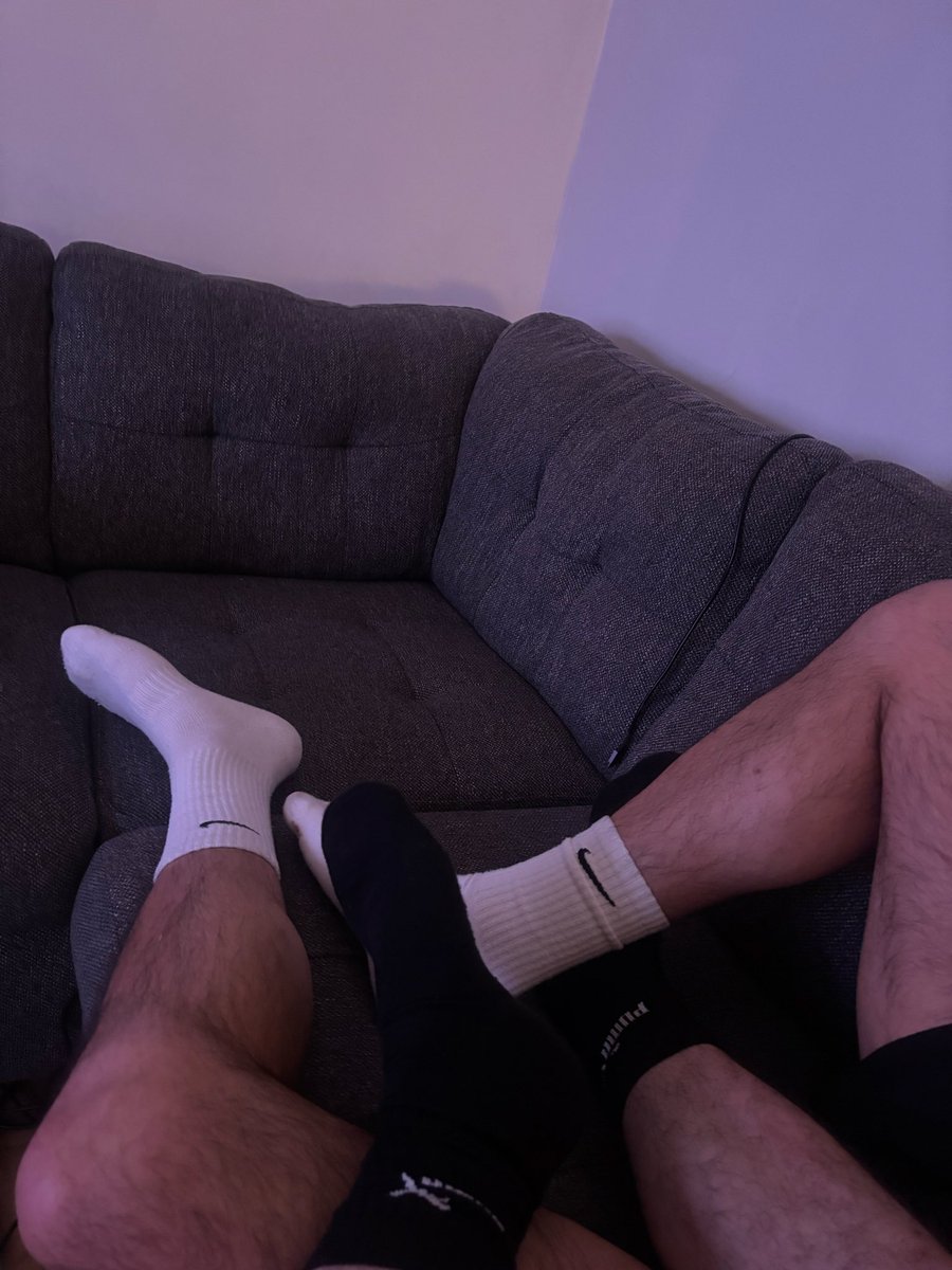 irish_kink_lad's tweet photo. Chill evening 😈🧦

@GaySocksTf https://t.co/LuRJKPzlOC