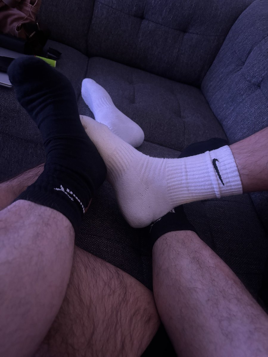 irish_kink_lad's tweet photo. Chill evening 😈🧦

@GaySocksTf https://t.co/LuRJKPzlOC