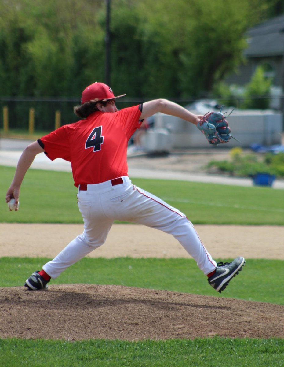 AshtonSodes2010's tweet photo. A great sophomore season ended yesterday we finished 19-10-1.

28 GP - .257 BA(19/74) - .402 OBP - 23 RBI - 9 R - 23 RBI - 9 SB - 16/9 K/BB - 9 HBP

6 SP - 3 RP - 31.2 IP - 19 R - 4 ER - .897 ERA - 1.378 WHIP - 42/15 K/BB - 62% Strikes - 64% FPS - 73% FPSO - 4% FPSW
@gbebaseball https://t.co/uiyEce40Lb