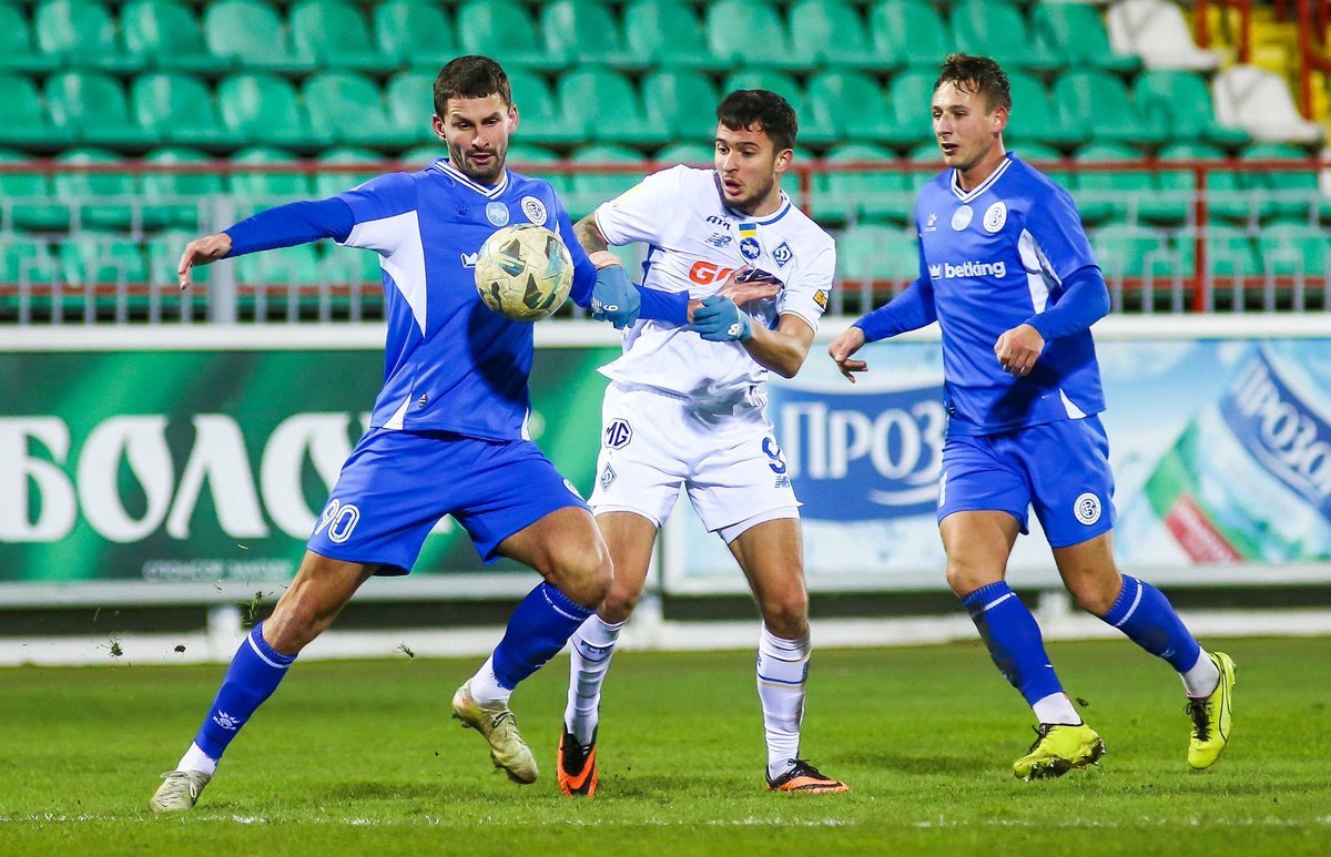 FCDKes's tweet photo. Mañana nos jugamos el orgullo en la última fecha vs Kudrivka, hay que escalar posiciones 🤍💙
⏰ 🇺🇦 1:00 pm
📺 OneFootball https://t.co/NYW2pniNac