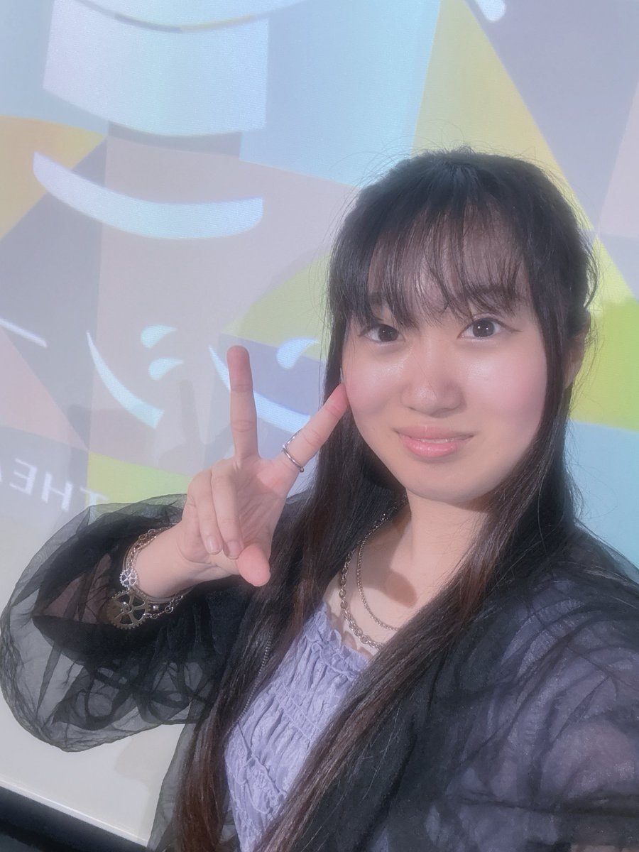 yume__actor's tweet photo. おはようございます☀️
昨日はイベントありがとうございました🥰
いつもよりも緊張してMCターンは上手いこと話せませんでしたが、朗読は本当に楽しくて✨️
やっぱりお芝居って素敵。
これからも女優として精進出来るよう突き進みます。

 #劇団コンシール https://t.co/SzBjvkAbTn