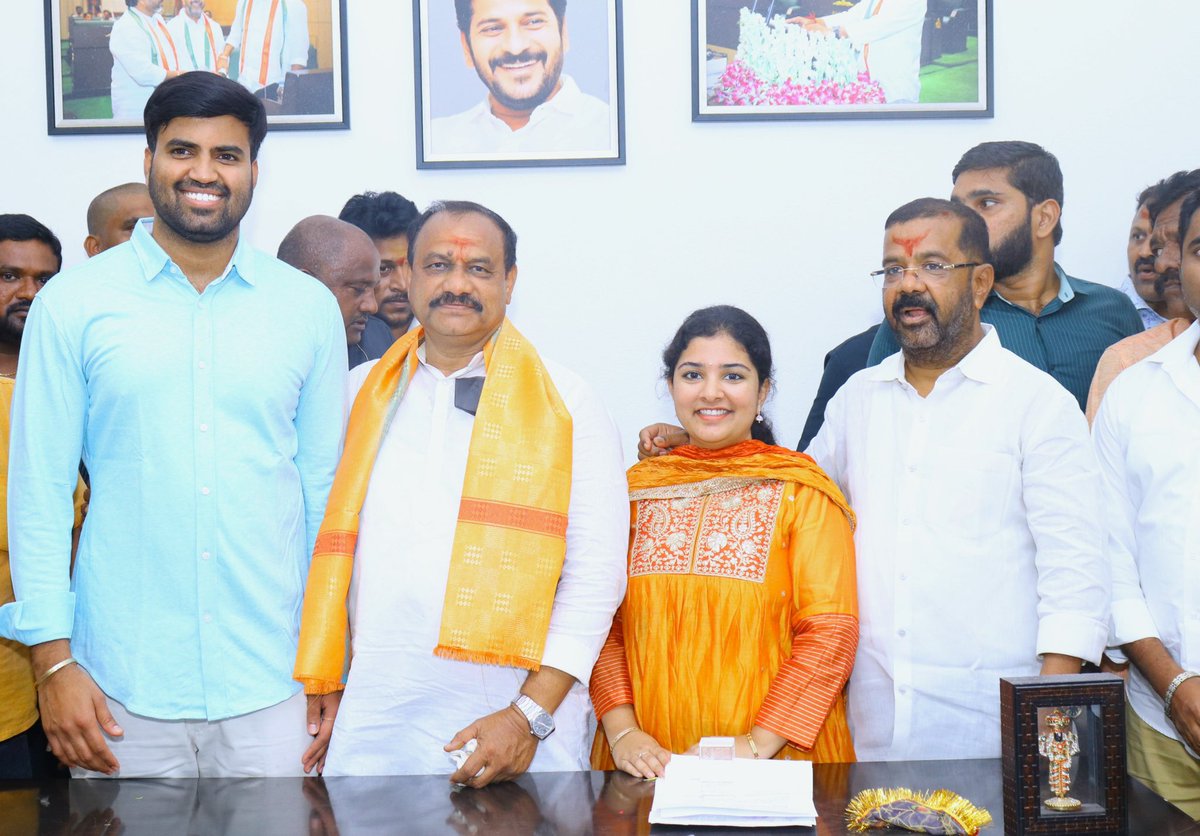 Vishnu_Wgl's tweet photo. Heartfelt birthday greetings to Mahesh Kumar Goud garu, Hon’ble TPCC President & MLC. @Bmaheshgoud6666
May your leadership continue to strengthen the Congress party and inspire people across Telangana. Wishing you great success, good health, and many more achievements ahead. @naini_rajender
@INCTelangana #maheshkumargoud