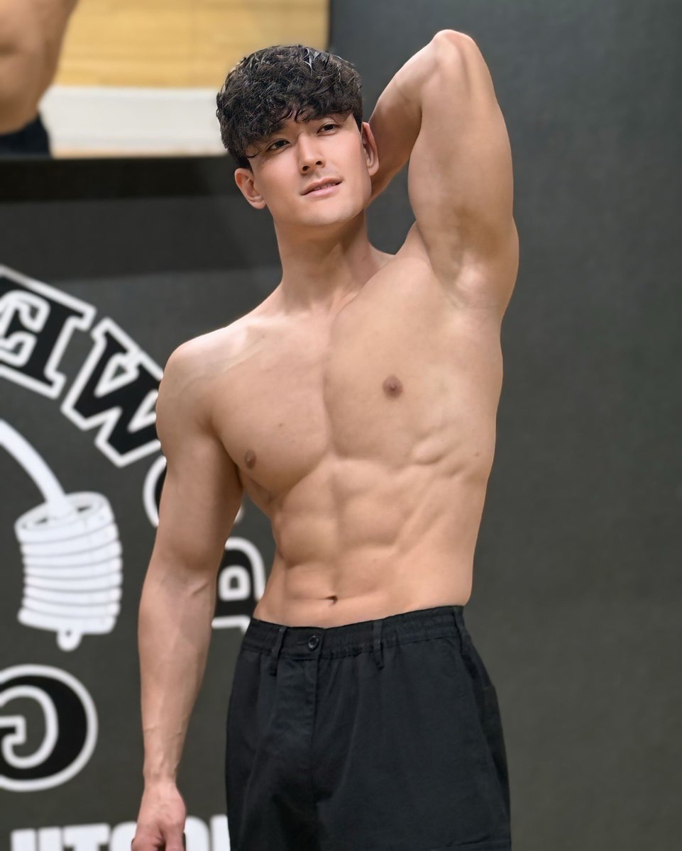 ผู้ชายรักแร้เนียน - Men's Smooth Armpit tweet media