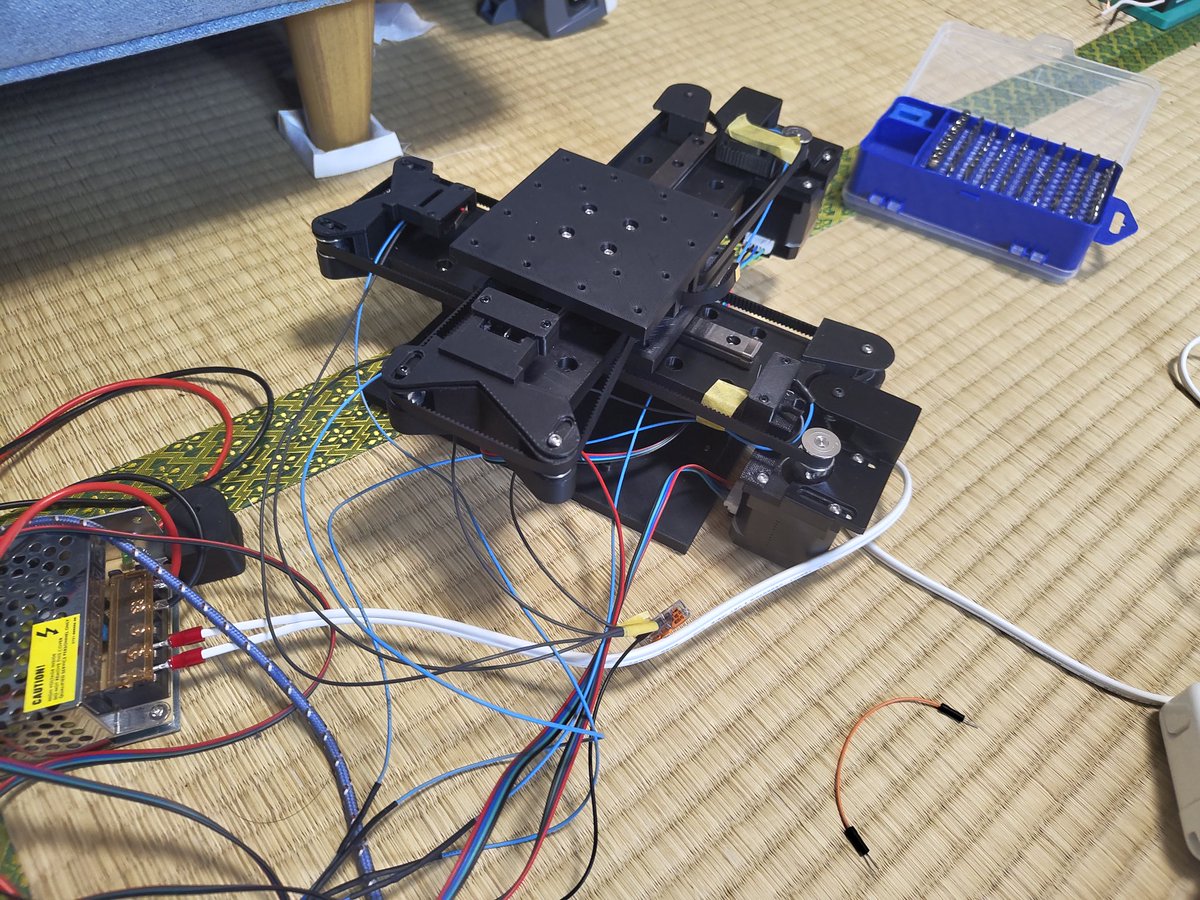 配線の引き回しは全く考慮してなかった…