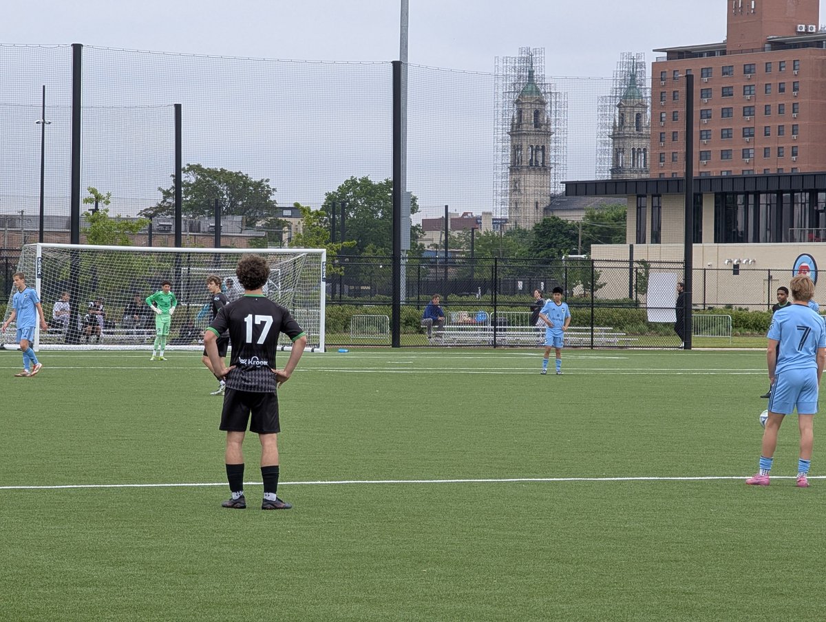 Roman_Esteves's tweet photo. Day 1 is a wrap.  Amazing time playing against  @MNUFC_Academy @RapidsAcademy and @CHIFireAcademy 

 Tomorrow we go against @NSCAcademy and @BrentfordFCPDP 

@LSCyouth @LexSporting @MLSNEXT @PrepSoccer @TopPreps @TheSoccerWire @CoastRecruits @DirectRecruits @SportPrepX @raj_manjrekar @nlevelsports @idmyathlete @CraneKicksLex @Internespo @Railbirds859 @LexSportingClub @USL_Academy