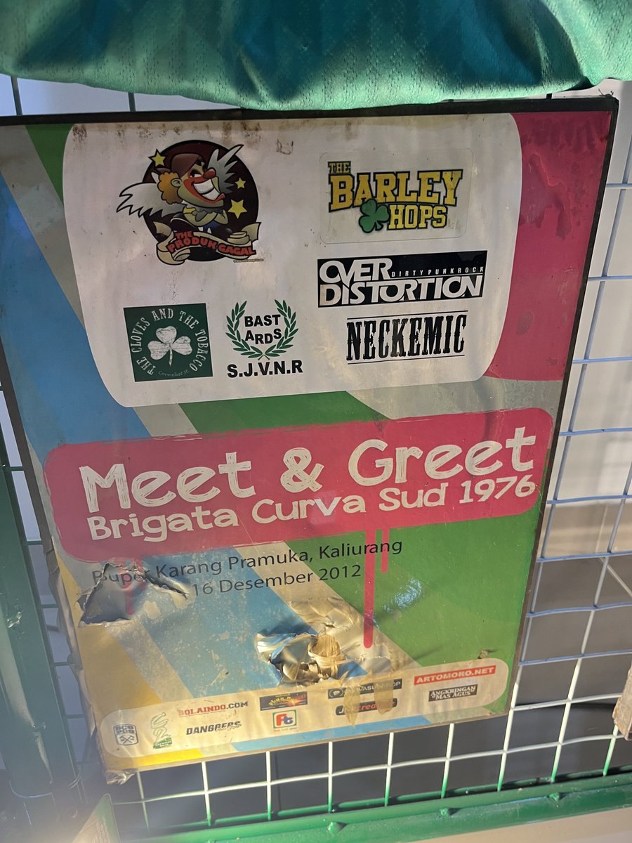 BAWAHSKOR's tweet photo. Beberapa hari lalu datang ke Mini Museum PSS dalam rangka HUT ke-50.

coba cek manajer keuangane sopo :) https://t.co/NBQ1LvXPa6
