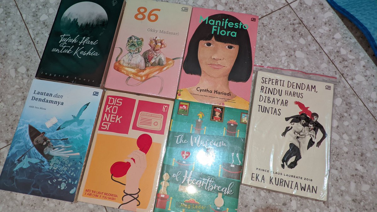 ruslan_munir's tweet photo. @fuckexzam 4. Seperti Dendam Rindu Harus dibayar tuntas (50)
8. Lautan dan Dendamnya (Seald) 55
9. Tujuh Hari untuk Keshia (Seald) 55
11. The Museum of Heartbreak (Seald) 52
12. 
14. Diskoneksi (Seald) 48
16. Manifesto Flora (Seald) 50
25. 86 Okky Madasari (Seald) 55 https://t.co/Po5q9qYQ3x