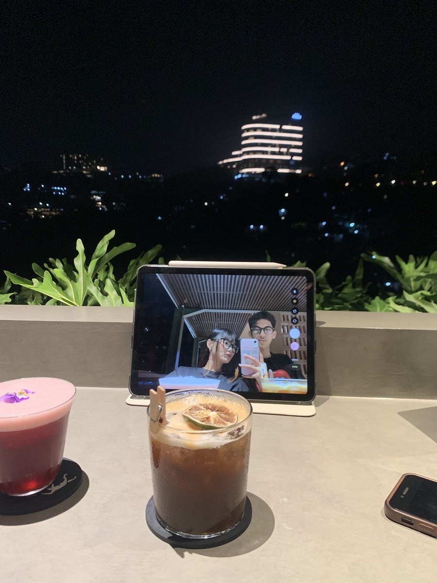 cherrymcha_'s tweet photo. the view https://t.co/oC5W7ktNhR